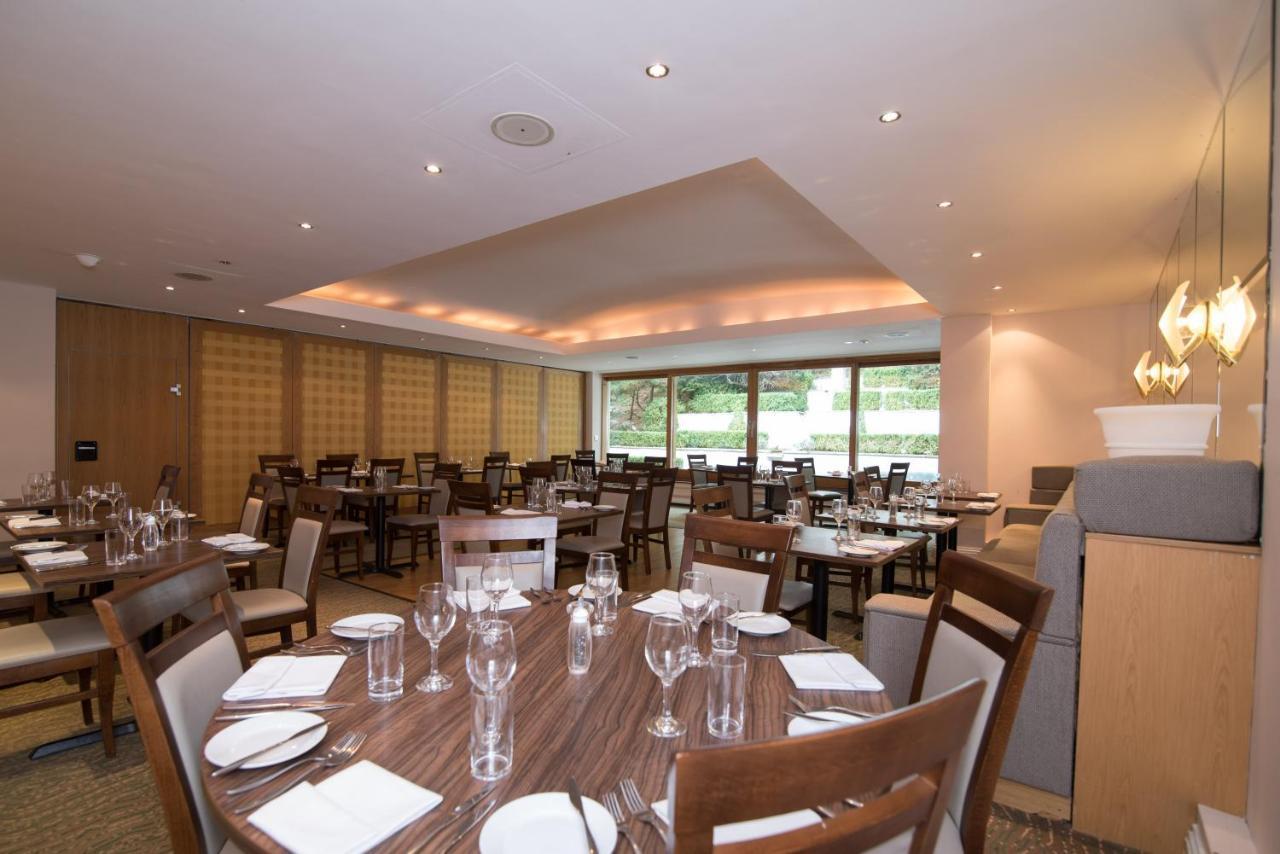 Regency Park Hotel, Health Club & Spa Thatcham Exterior foto